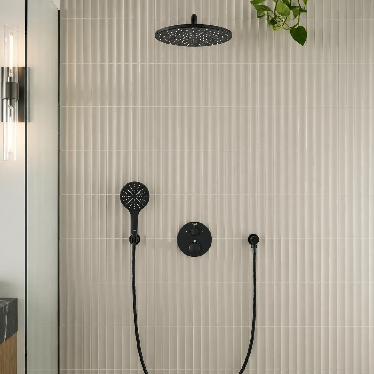 Grohe Rainshower Mono 310 Head shower set 422 mm, 1 spray phantom black 22121KF0