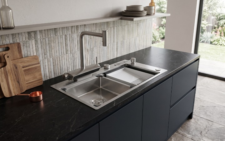 Beroia Smart Kitchen Sink 45 x 73 cm EW 7345J with Mixer, Accessories and Drain Chrome